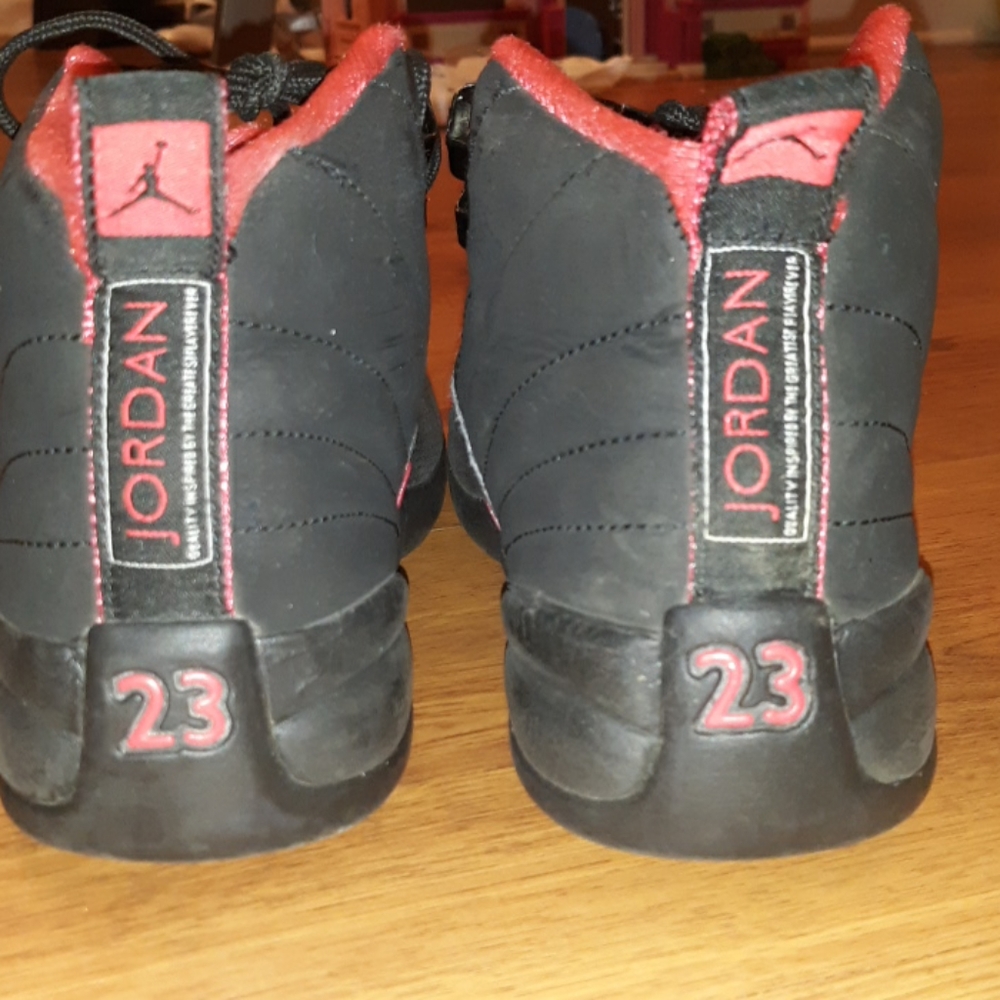 Jordans - Picture 3 of 4